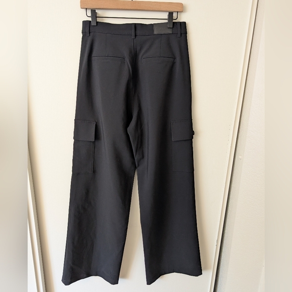 Pistola Womens Small NWT Wide Leg Cargo Pants Black Contemporary Preppy Academia - Picture 5 of 8